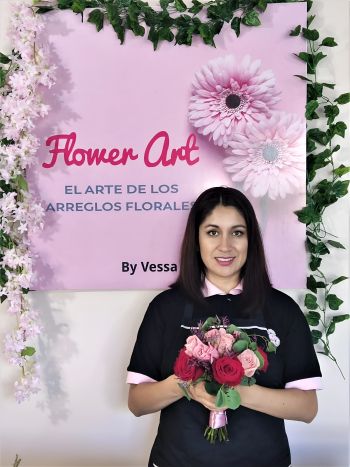 Diseño Floral Ramo Para Damas